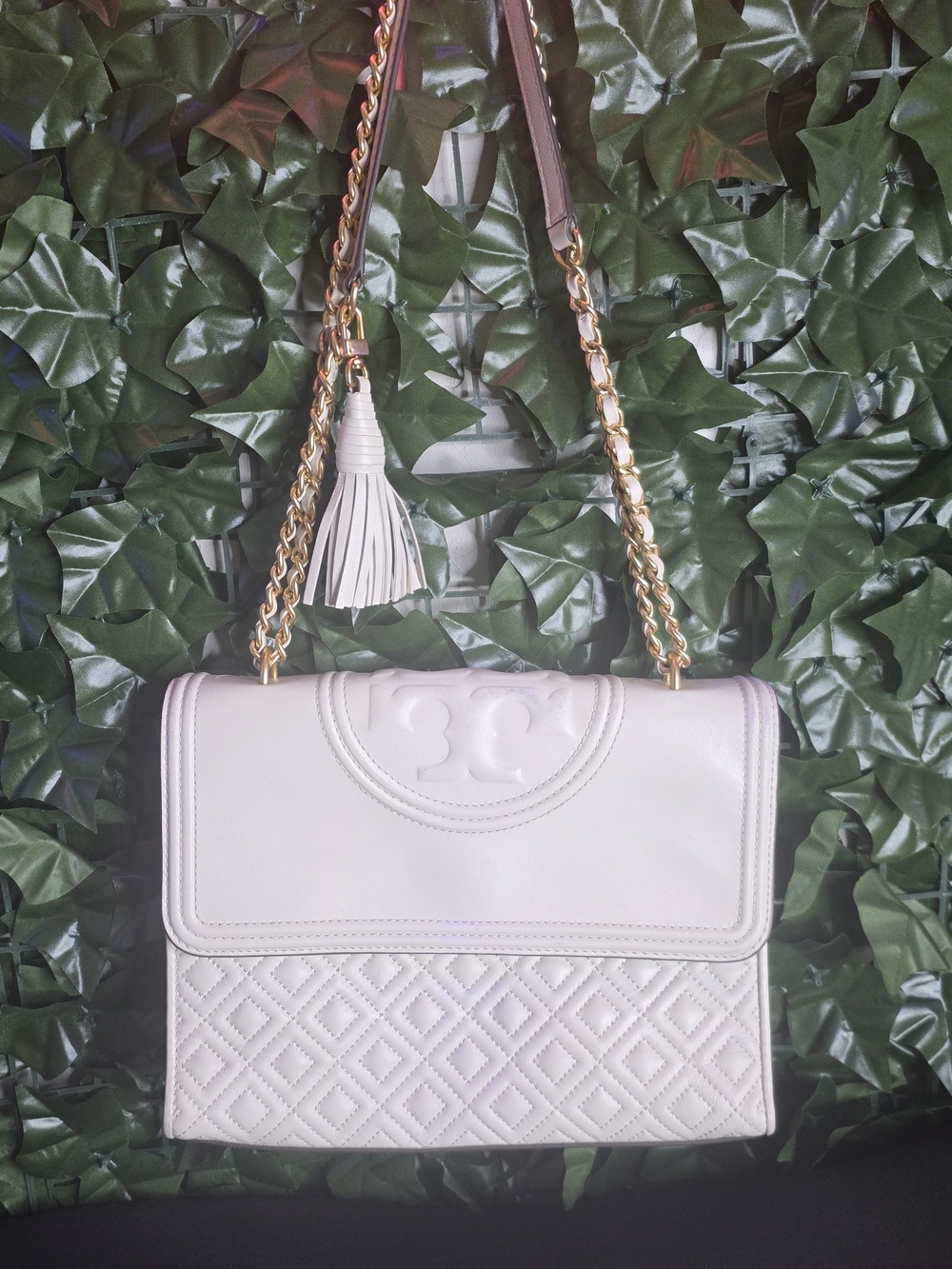 Tory Burch Shell White Leather Small Fleming. Quilted Leather Shoulder Bag Pink